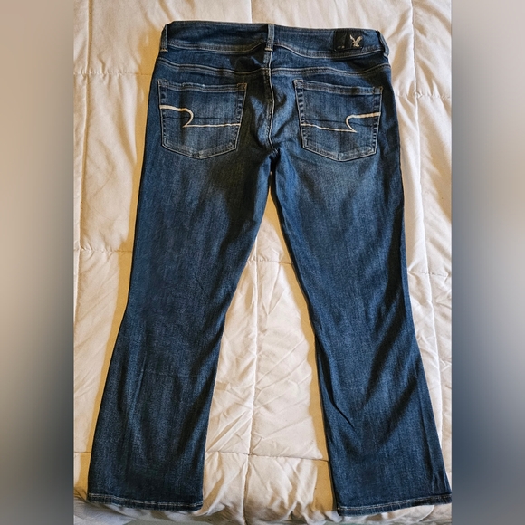 American Eagle Outfitter Blue Jeans Size:8 Length:34. AEO Denim. Kick Crop - Picture 2 of 3